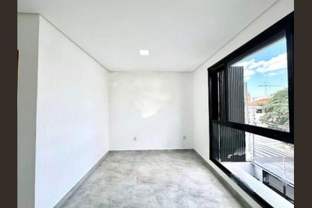 Casa à venda com 3 quartos, 170m² em Vila Carrão, São Paulo