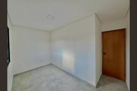 Casa à venda com 3 quartos, 170m² em Vila Carrão, São Paulo