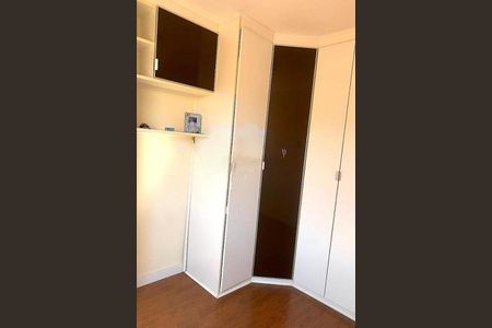 Casa à venda com 4 quartos, 160m² em Vila Carrão, São Paulo