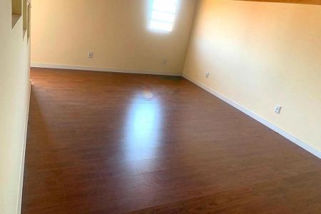 Casa à venda com 4 quartos, 160m² em Vila Carrão, São Paulo