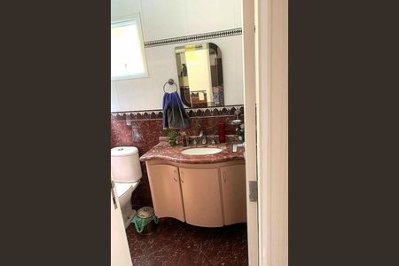 Casa à venda com 4 quartos, 160m² em Vila Carrão, São Paulo