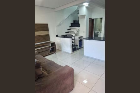 Casa à venda com 3 quartos, 110m² em Vila Moreira, São Paulo