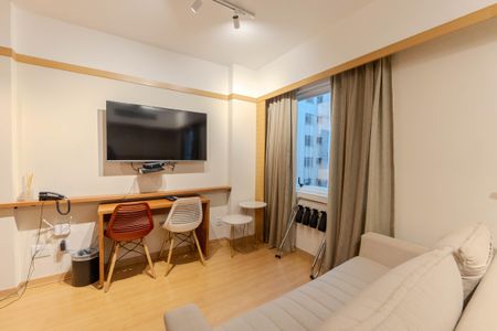 Studio à venda com 26m², 1 quarto e 1 vaga Studio à venda com 26m², 1 quarto e 1 vagaStudio