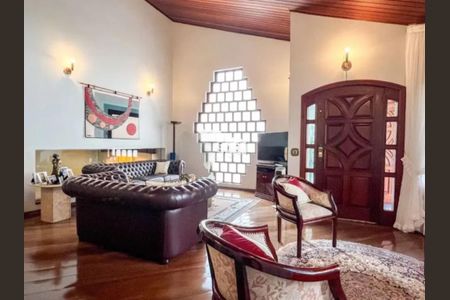 Casa à venda com 3 quartos, 412m² em Jardim Textil, São Paulo