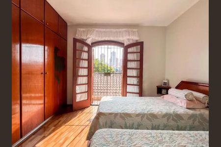 Casa à venda com 3 quartos, 412m² em Jardim Textil, São Paulo