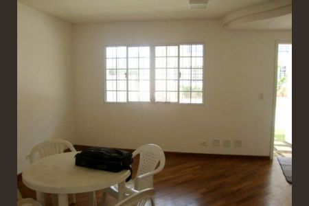 Casa à venda com 3 quartos, 126m² em Chácara Mafalda, São Paulo