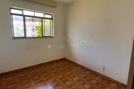 Casa à venda com 3 quartos, 267m² em Vila Claudia, São Paulo