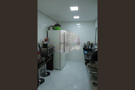 Casa à venda com 2 quartos, 100m² em Vila Carrão, São Paulo