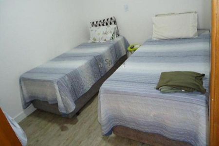 Casa à venda com 2 quartos, 100m² em Vila Carrão, São Paulo