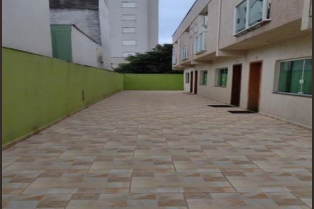 Casa à venda com 62m², 3 quartos e 2 vagas