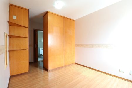 Apartamento à venda com 250m², 4 quartos e 3 vagasSuite