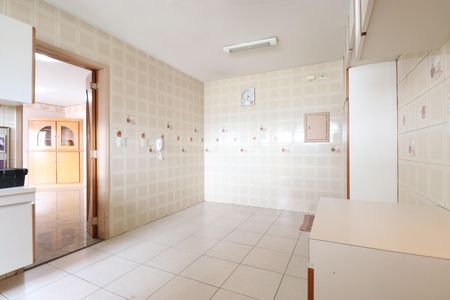 Apartamento à venda com 250m², 4 quartos e 3 vagasCozinha