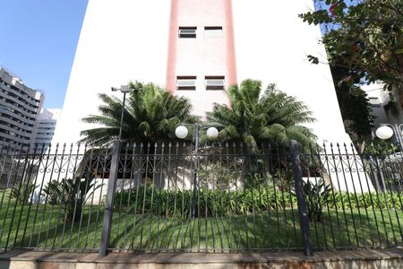 Apartamento à venda com 250m², 4 quartos e 3 vagasFachada