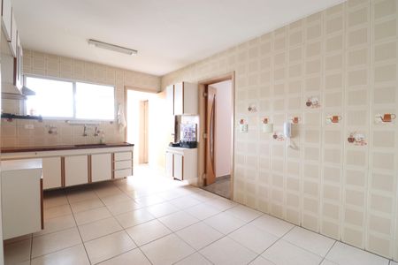 Apartamento à venda com 250m², 4 quartos e 3 vagasCozinha