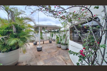 Apartamento à venda com 250m², 4 quartos e 3 vagasCobertura