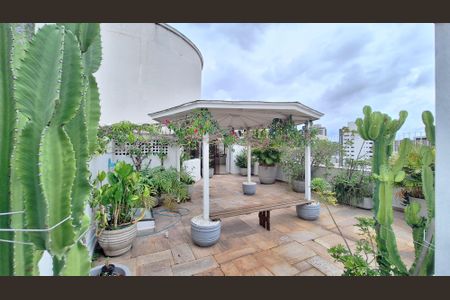 Apartamento à venda com 250m², 4 quartos e 3 vagasCobertura