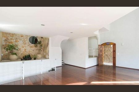 Casa à venda com 3 quartos, 275m² em Jardim Franca, São Paulo