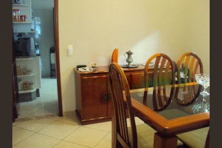 Casa à venda com 3 quartos, 160m² em Vila Sonia, São Paulo