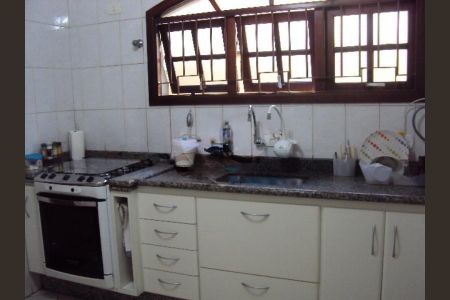 Casa à venda com 160m², 3 quartos e 3 vagas