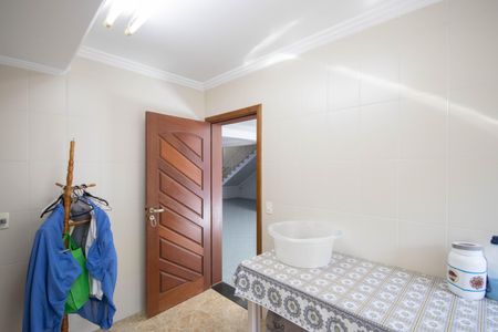 Casa para alugar com 495m², 4 quartos e 6 vagasÁrea de Serviço