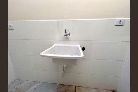 Casa para alugar com 55m², 2 quartos e sem vaga Casa para alugar com 55m², 2 quartos e sem vagaÁrea de Serviço