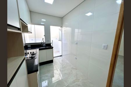 Casa para alugar com 55m², 2 quartos e sem vaga Casa para alugar com 55m², 2 quartos e sem vagaCozinha