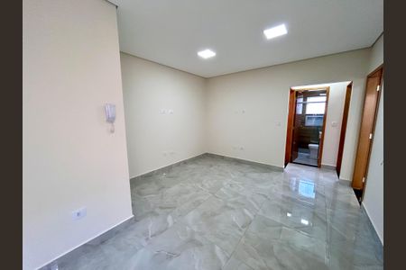 Casa para alugar com 55m², 2 quartos e sem vaga Casa para alugar com 55m², 2 quartos e sem vagaSala