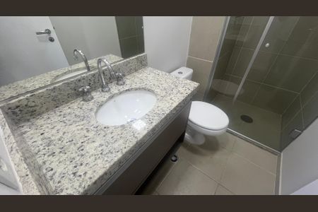 Apartamento para alugar com 65m², 2 quartos e 2 vagasBanheiro Social