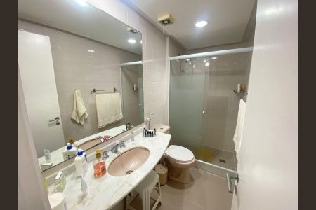 Apartamento à venda com 187m², 3 quartos e 3 vagas