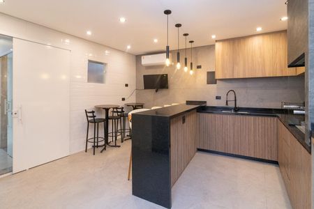 Casa de condomínio à venda com 90m², 3 quartos e 2 vagasÁrea gourmet