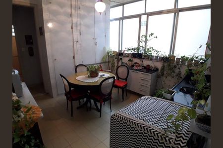 Apartamento à venda com 280m², 4 quartos e 2 vagas