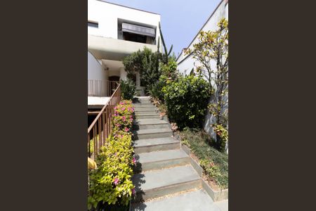 Casa à venda com 403m², 5 quartos e 6 vagasEntrada 