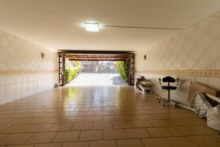 Casa à venda com 403m², 5 quartos e 6 vagasGaragem 