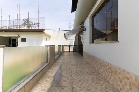 Casa à venda com 403m², 5 quartos e 6 vagasQuintal 
