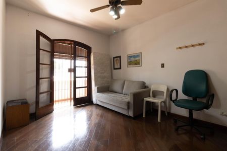 Casa à venda com 403m², 5 quartos e 6 vagasSuíte 4