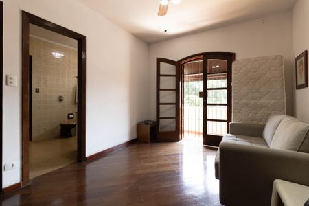 Casa à venda com 403m², 5 quartos e 6 vagasSuíte 4