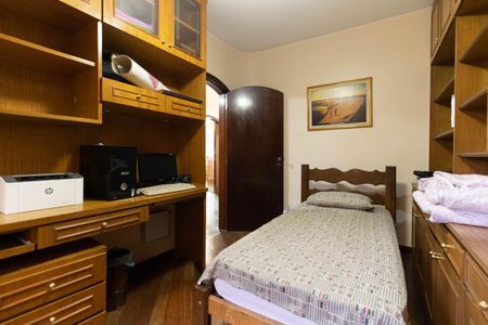 Casa à venda com 403m², 5 quartos e 6 vagasEscritório/Quarto 5