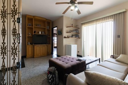 Casa à venda com 403m², 5 quartos e 6 vagasSala Íntima 