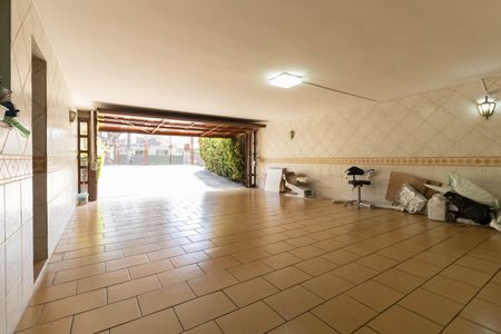 Casa à venda com 403m², 5 quartos e 6 vagasGaragem 