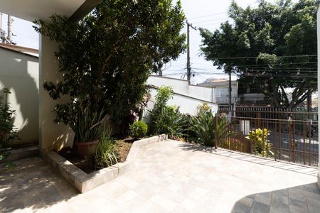 Casa à venda com 403m², 5 quartos e 6 vagasEntrada 