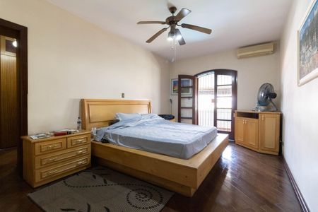 Casa à venda com 403m², 5 quartos e 6 vagasSuíte 1