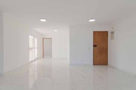 Apartamento para alugar com 132m², 3 quartos e 3 vagas Apartamento para alugar com 132m², 3 quartos e 3 vagasSala