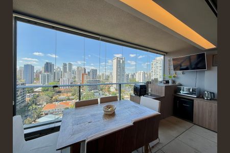 Studio à venda com 43m², 1 quarto e 1 vaga Studio à venda com 43m², 1 quarto e 1 vagaVaranda
