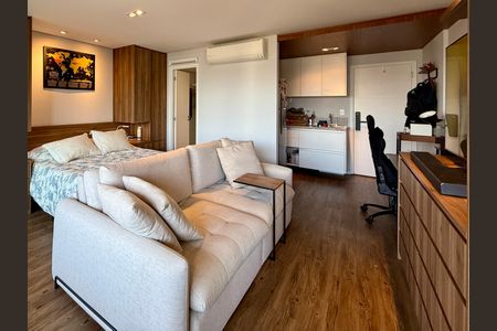 Studio à venda com 43m², 1 quarto e 1 vaga Studio à venda com 43m², 1 quarto e 1 vagaSala