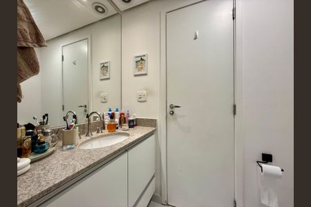 Studio à venda com 43m², 1 quarto e 1 vaga Studio à venda com 43m², 1 quarto e 1 vagaBanheiro