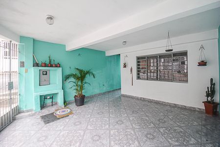 Casa à venda com 100m², 4 quartos e 2 vagas Casa à venda com 100m², 4 quartos e 2 vagasGaragem