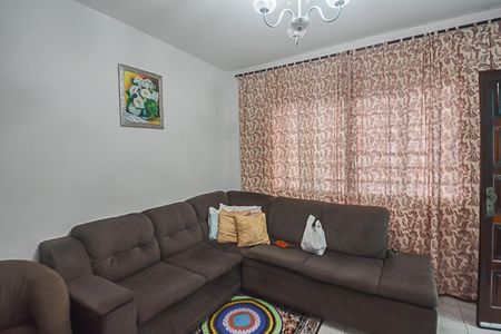 Casa à venda com 100m², 4 quartos e 2 vagas Casa à venda com 100m², 4 quartos e 2 vagasSala