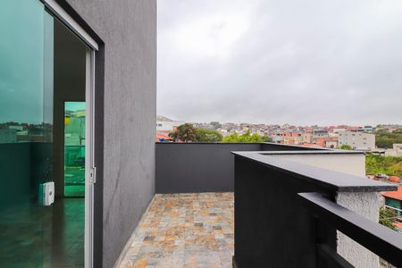 Apartamento para alugar com 60m², 3 quartos e sem vagaSacada