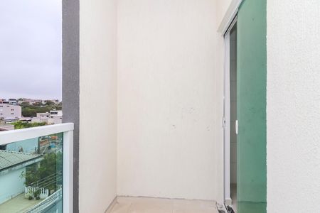 Apartamento para alugar com 60m², 3 quartos e sem vagaVaranda da Cozinha e Área de Serviço