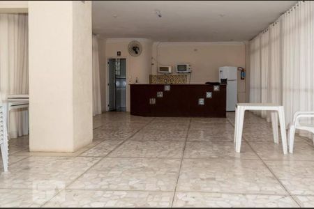 Apartamento à venda com 72m², 2 quartos e 1 vagaSalão de festas